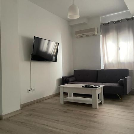 Hostal Plaza De Italia Caces Eksteriør bilde