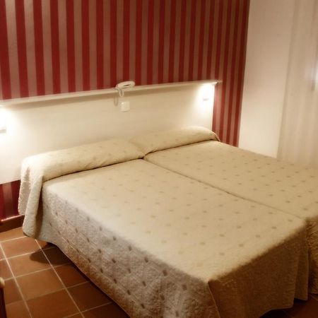 Hostal Plaza De Italia Caces Rom bilde