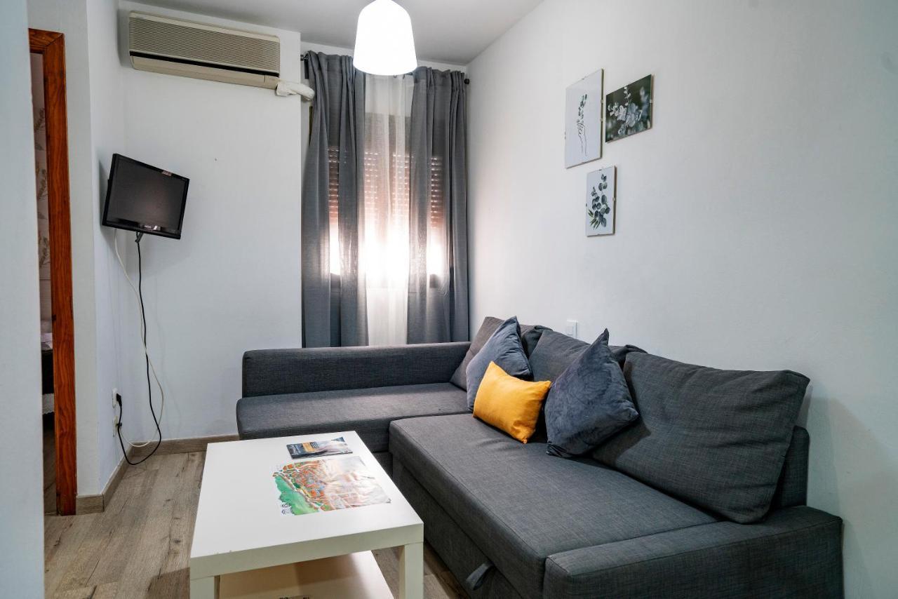 Hostal Plaza De Italia Caces Eksteriør bilde