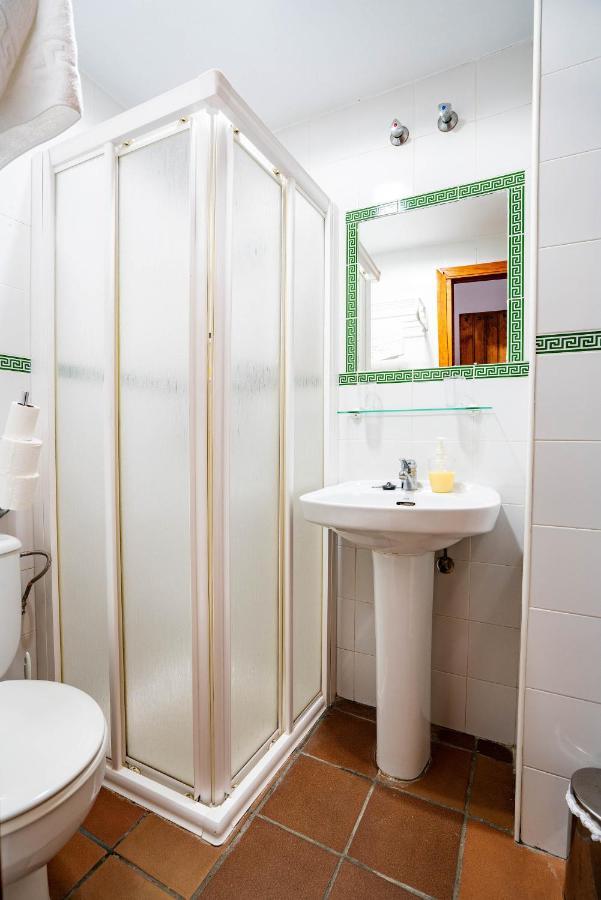 Hostal Plaza De Italia Caces Eksteriør bilde
