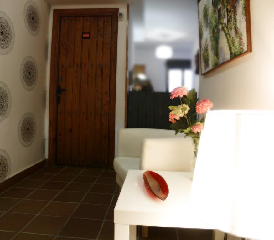 Hostal Plaza De Italia Caces Eksteriør bilde