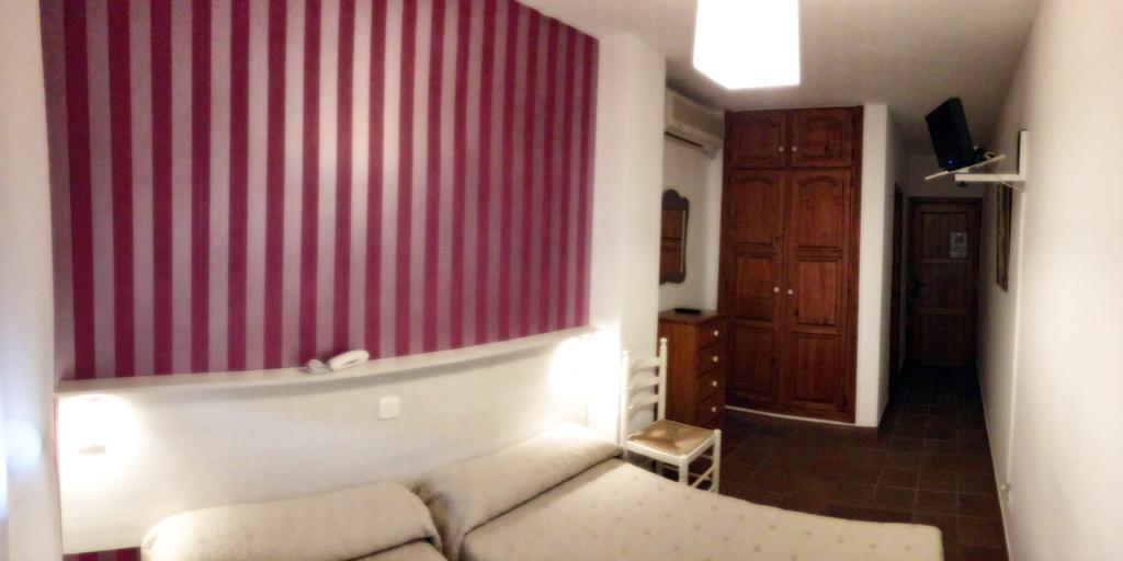 Hostal Plaza De Italia Caces Rom bilde